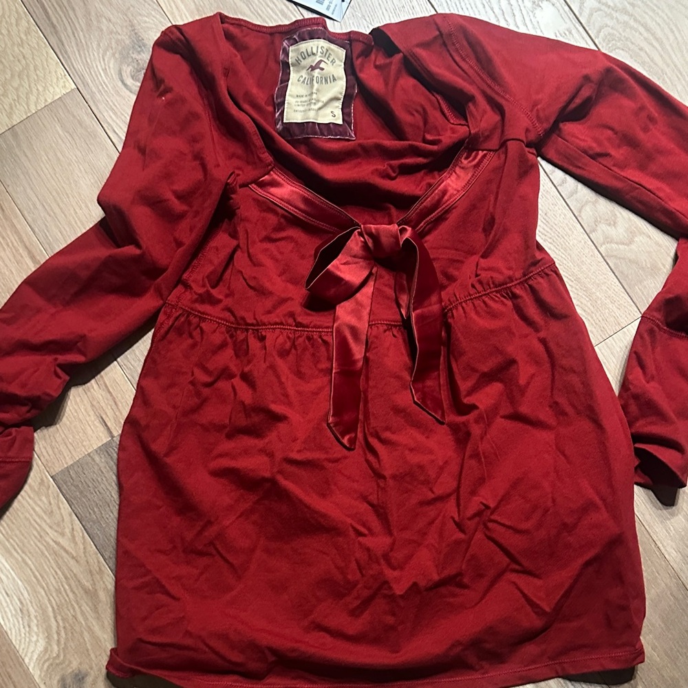 Hollister Crimson Long-Sleeve Tie-Front Knit Top